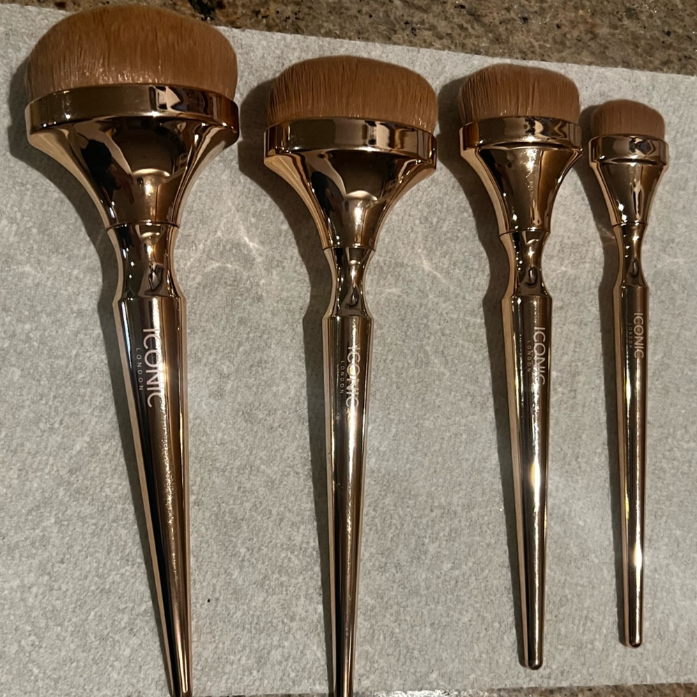 Iconic London HD BLEND BASE BRUSH SET